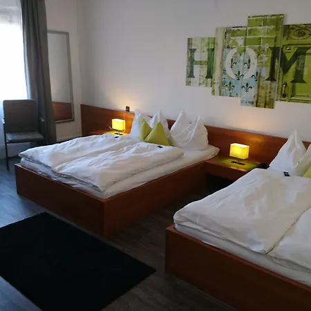 מלון Deutschherrenhof