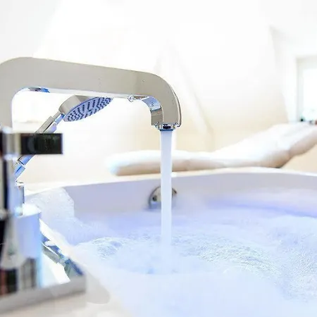 Hotel Deutschherrenhof 3*